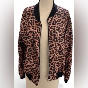Polished & Poised Leopard Black Print Bomber Jacket Long Sleeve Zip Up Size S